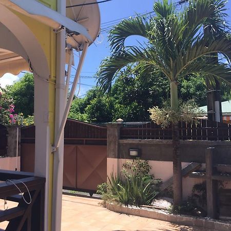 Appartement location guadeloupe à Le Gosier  Extérieur photo