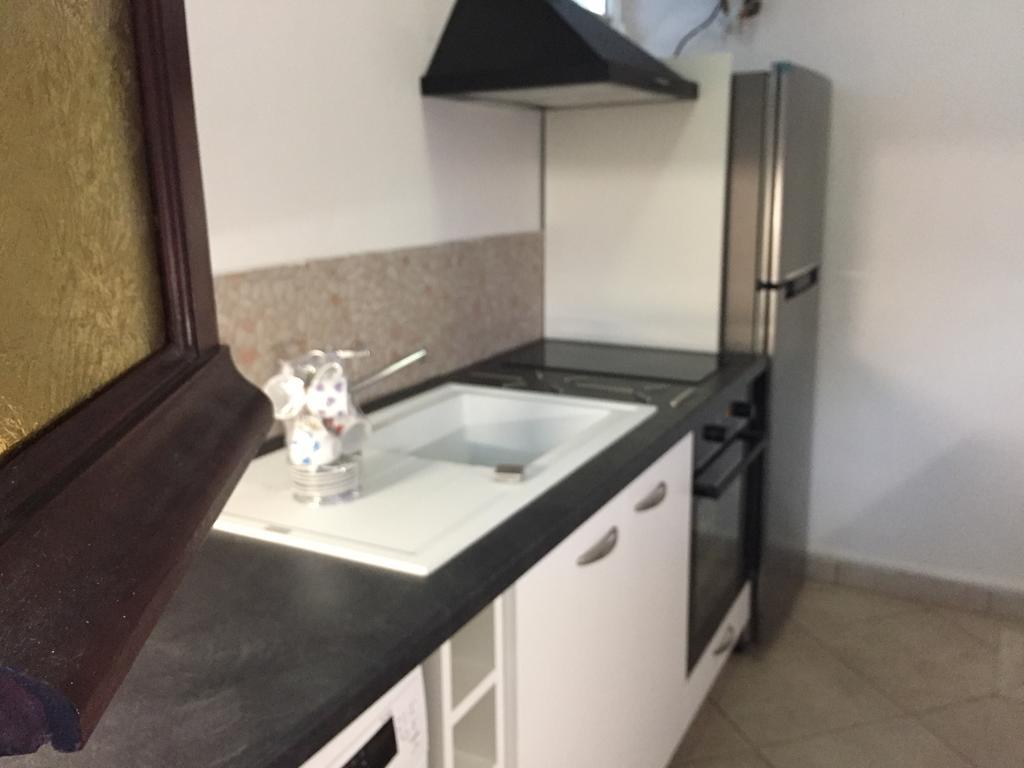 Appartement location guadeloupe à Le Gosier  Extérieur photo