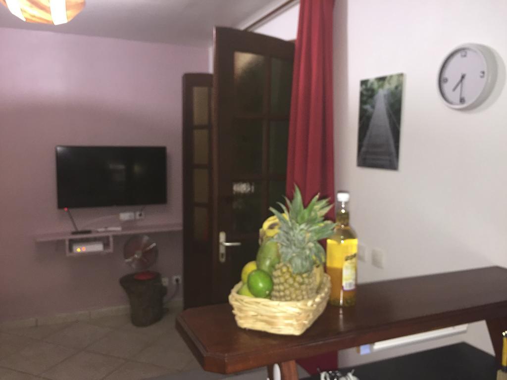 Appartement location guadeloupe à Le Gosier  Extérieur photo