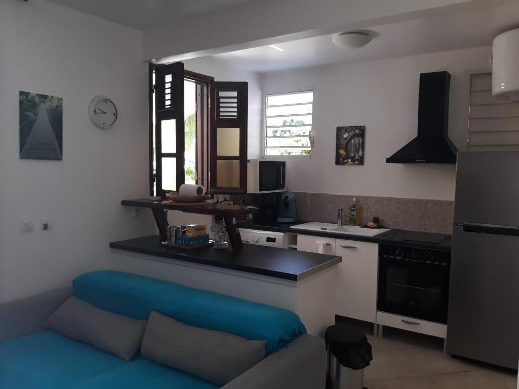 Appartement location guadeloupe à Le Gosier  Extérieur photo